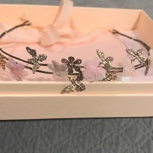 Cecile Boccara bonpoint crown